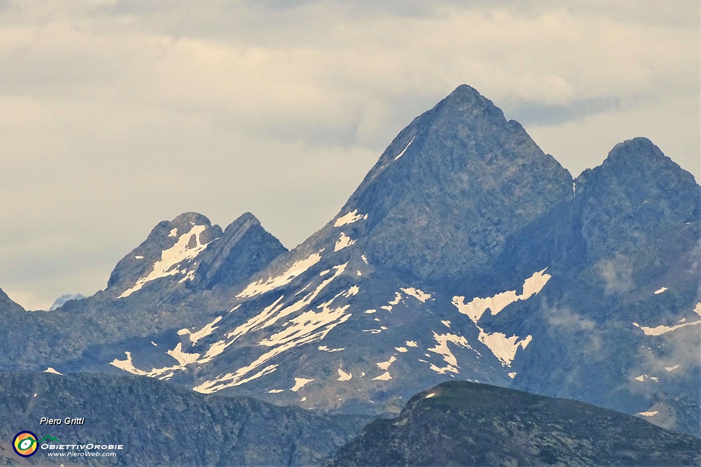 82 Zoom sul Pizzo del Diavolo.JPG